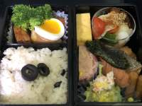 食べ物, 室内, 食器 が含まれている画像

自動的に生成された説明