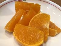 皿に盛られたオレンジ

自動的に生成された説明