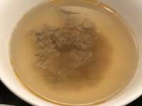 皿の上にあるスープ

低い精度で自動的に生成された説明