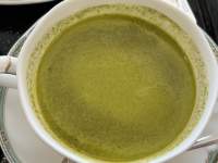 マグカップの中のスープ

中程度の精度で自動的に生成された説明