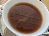 コーヒーカップとスープ

自動的に生成された説明