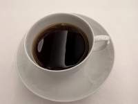 カップ, コーヒー, 食品, コーヒーカップ が含まれている画像

自動的に生成された説明