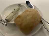 皿の上の食べ物
AI 生成コンテンツは誤りを含む可能性があります。