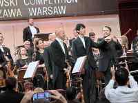 グループ, テーブル, 民衆, 部屋 が含まれている画像
AI 生成コンテンツは誤りを含む可能性があります。