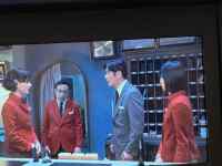 人, 屋内, 立つ, 民衆 が含まれている画像
AI 生成コンテンツは誤りを含む可能性があります。