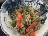 サラダとフォーク
AI 生成コンテンツは誤りを含む可能性があります。