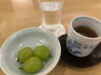 カップに入った飲み物
AI 生成コンテンツは誤りを含む可能性があります。