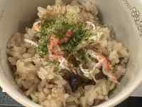 ボウルに入った料理
AI 生成コンテンツは誤りを含む可能性があります。