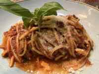 肉と野菜の料理
AI 生成コンテンツは誤りを含む可能性があります。