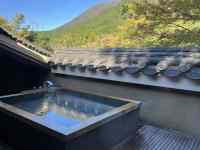 道路, 橋, 立つ が含まれている画像
AI 生成コンテンツは誤りを含む可能性があります。