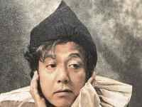 帽子をかぶった男性の加工写真
AI 生成コンテンツは誤りを含む可能性があります。