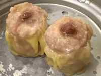 皿の上のドーナツ
AI 生成コンテンツは誤りを含む可能性があります。