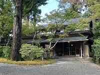 木と道路
AI 生成コンテンツは誤りを含む可能性があります。