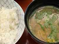 ボウルに入ったスープ
AI 生成コンテンツは誤りを含む可能性があります。