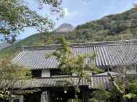 屋外, 電車, 建物, 跡 が含まれている画像
AI 生成コンテンツは誤りを含む可能性があります。