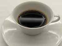 皿の上に置かれたコーヒーカップ
AI 生成コンテンツは誤りを含む可能性があります。