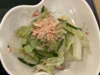 皿の上にあるパスタ
AI 生成コンテンツは誤りを含む可能性があります。