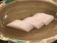 食品, 鍋, ボウル, ケーキ が含まれている画像
AI 生成コンテンツは誤りを含む可能性があります。