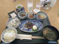 テーブル, 食品, 皿 が含まれている画像
AI 生成コンテンツは誤りを含む可能性があります。