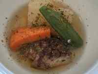 皿の上のシチュー
AI 生成コンテンツは誤りを含む可能性があります。