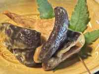 食品, テーブル, 皿, 座る が含まれている画像
AI 生成コンテンツは誤りを含む可能性があります。