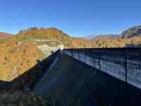 山の上の橋
AI 生成コンテンツは誤りを含む可能性があります。