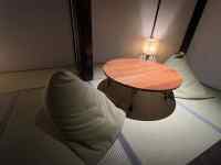 屋内, 座る, 部屋, 小さい が含まれている画像
AI 生成コンテンツは誤りを含む可能性があります。