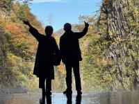 屋外, 草, ウォーキング, 立つ が含まれている画像
AI 生成コンテンツは誤りを含む可能性があります。