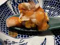 皿の上の食べ物
AI 生成コンテンツは誤りを含む可能性があります。