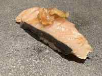 食品, 座る が含まれている画像
AI 生成コンテンツは誤りを含む可能性があります。