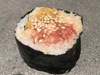 食品, 座る, 作品, ケーキ が含まれている画像
AI 生成コンテンツは誤りを含む可能性があります。