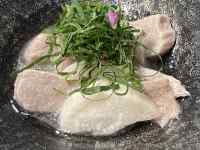 猫, 屋内, 座る, 食品 が含まれている画像
AI 生成コンテンツは誤りを含む可能性があります。