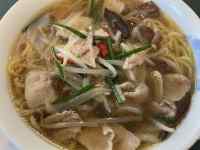 皿の上の肉と野菜の炒め物
AI 生成コンテンツは誤りを含む可能性があります。