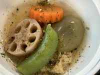 皿, テーブル, 食品, いっぱい が含まれている画像
AI 生成コンテンツは誤りを含む可能性があります。