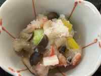 ボウルに入った料理
AI 生成コンテンツは誤りを含む可能性があります。