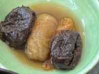 皿に盛られた食べ物
AI 生成コンテンツは誤りを含む可能性があります。