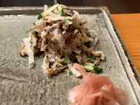 食品, テーブル, 犬, 座る が含まれている画像
AI 生成コンテンツは誤りを含む可能性があります。