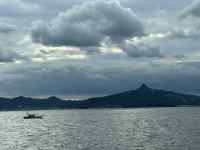 海の上の雲
AI 生成コンテンツは誤りを含む可能性があります。