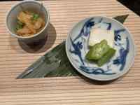 テーブル, 食品, 皿, 木製 が含まれている画像
AI 生成コンテンツは誤りを含む可能性があります。