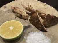 食品, テーブル, スライス, 座る が含まれている画像
AI 生成コンテンツは誤りを含む可能性があります。