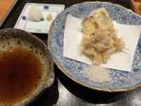 皿の上の食べ物
AI 生成コンテンツは誤りを含む可能性があります。