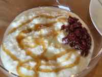 皿の上のデザート
AI 生成コンテンツは誤りを含む可能性があります。