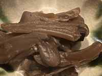 動物, 食品, 犬, 座る が含まれている画像
AI 生成コンテンツは誤りを含む可能性があります。