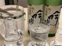 ガラスの瓶
AI 生成コンテンツは誤りを含む可能性があります。