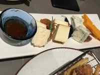 �H�i ���܂܂�Ă���摜

AI �����R���e���c�͌����܂މ\��������܂��B