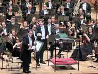 �l, �O���[�v, �I��, ���� ���܂܂�Ă���摜

AI �����R���e���c�͌����܂މ\��������܂��B