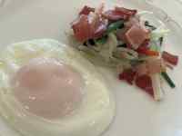 �M�̏�̐H�ו�

AI �����R���e���c�͌����܂މ\��������܂��B