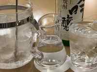 �K���X�̃R�b�v

AI �����R���e���c�͌����܂މ\��������܂��B