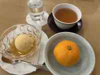 �M�̏�̐H�ו��ƈ��ݕ�

AI �����R���e���c�͌����܂މ\��������܂��B