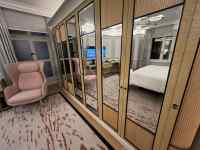 ����, ����, ��, ���� ���܂܂�Ă���摜

AI �����R���e���c�͌����܂މ\��������܂��B